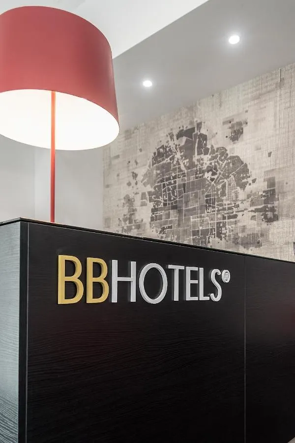 BB Hotels Smarthotel Duomo Milano