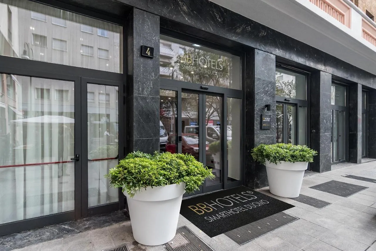 Bb Hotels Smarthotel Duomo Милан